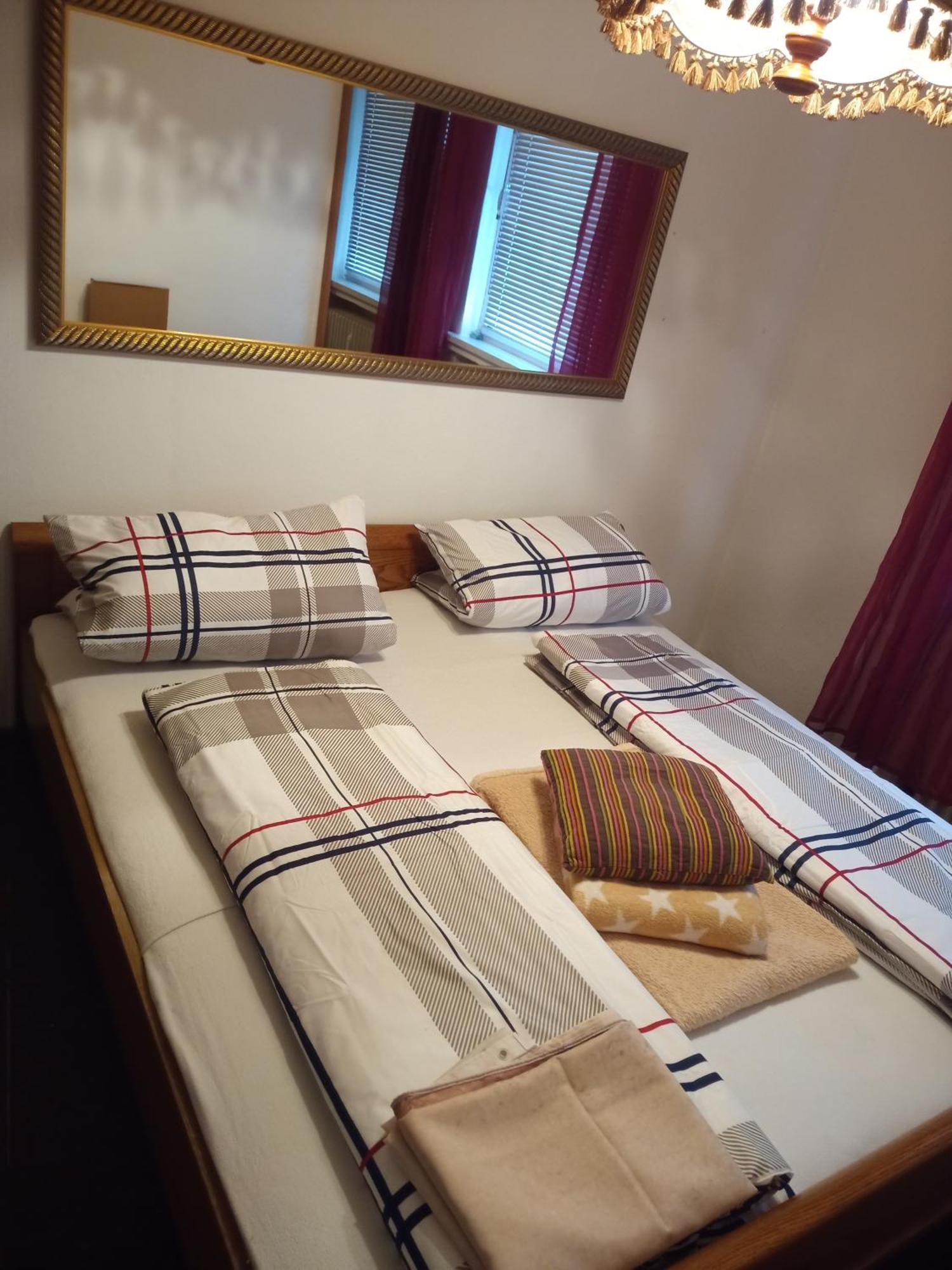 Ferienwohnung Endora Im Harzer Stil, Handgefertigte Moebel - Wlan-Garage Hohegeiß 외부 사진